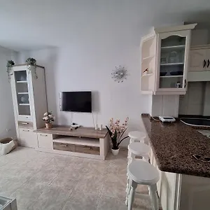https://candelaria-tagoror.in-canary-islands.com